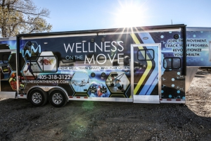 custom fitness trailer exterior 003