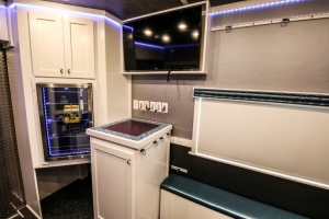 custom fitness trailer interior 015