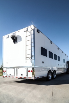 05-Outback-Customs-2022-GN2-FRAC-Trailer
