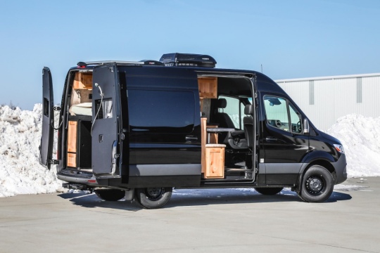 Mercedes-Sprinter-Camper-Van-Conversion-02