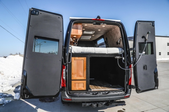Mercedes-Sprinter-Camper-Van-Conversion-05