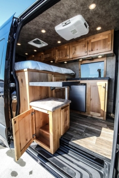 Mercedes-Sprinter-Camper-Van-Conversion-06